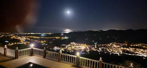 Der Thron von Torrox - Villa Sorpresa