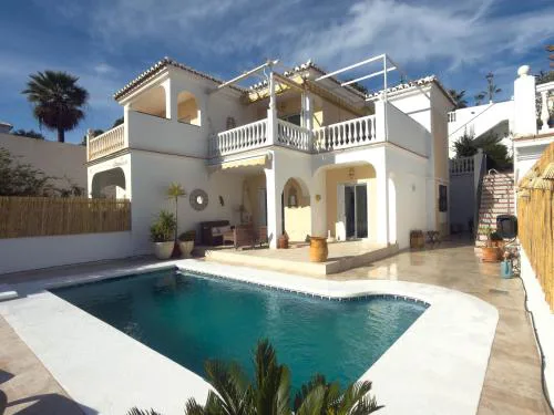 Rd02 La Casa Hermosa