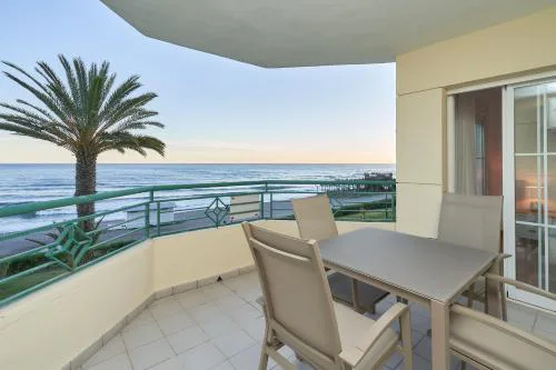 Strand Appartement Met Zwembad Td04