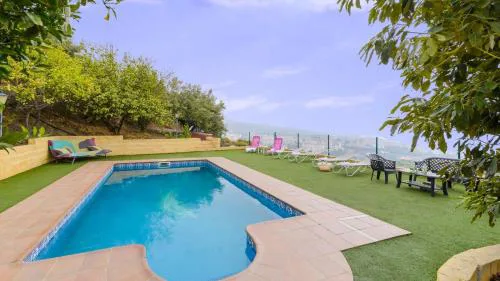 Villa Luna Torrox by Ruralidays