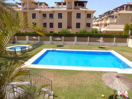 A&N Valle Niza Family Retreat Pool, Terrace & Parking