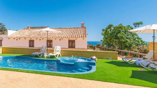 Casa Rural Los Aleses Vélez-Málaga by Ruralidays