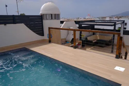 ÁTICO TERESA BORA PALM, PISCINA PRIVADA CLIMATIZABLE 250m playa