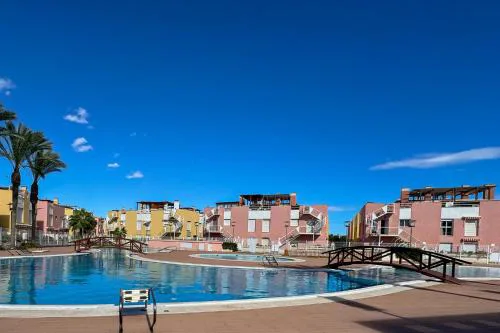 R2309 Laguna Beach Vera Playa Almeria