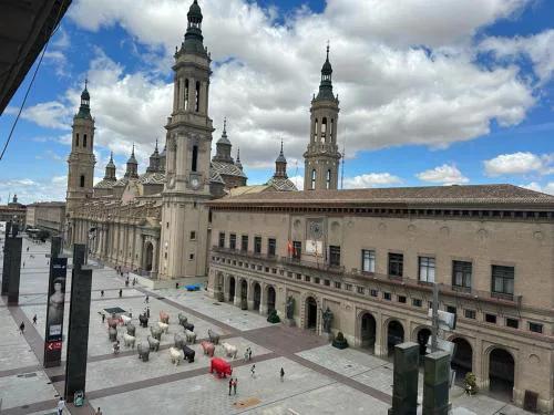 Dos Torres Valinor - Plaza del Pilar