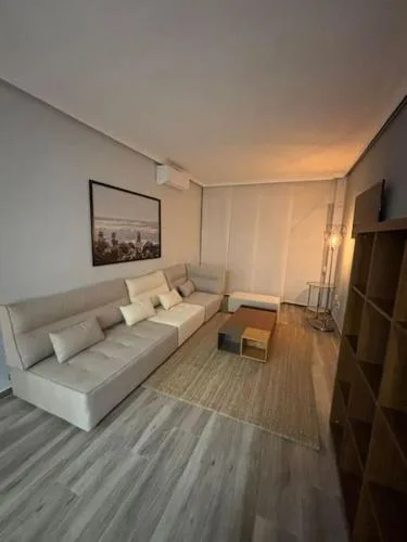 Moderno Piso en Las Torres