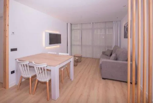 APARTAMENTOS LLAMIEVA