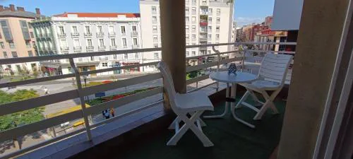 Terraza Centro Ciudad - Parking Vigilado 24h