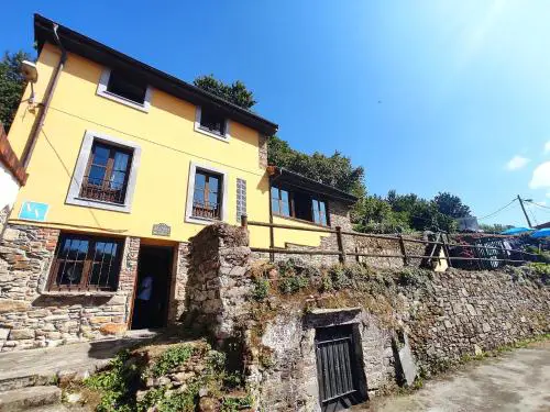 La casina del pozo en Cudillero, As. VV-360-AS