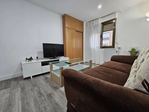 1A113 Moderno 3 dormitorios by R2R Consulting