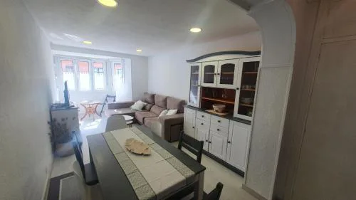 Entreplayas San Lorenzo-Poniente para 6 personas - VUT-3528-AS