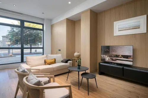 Luxury Marina Loft