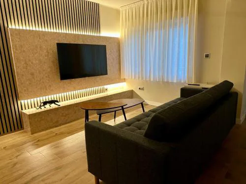 SUITE PLAYA GIJON CENTRO II, a estrenar, 4 huéspedes VUT-5248-AS