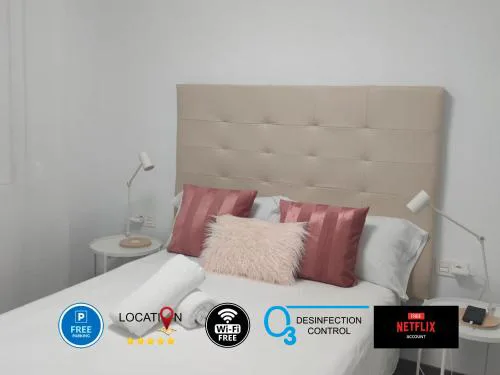 Casa Gascona con parking, wifi y netflix gratis!! By DeLabra Apartments
