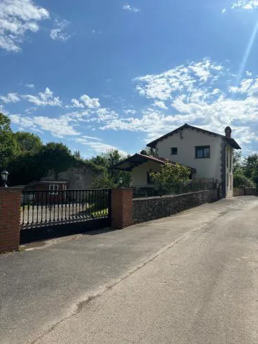 Casa Rural-La Casina de Camangu