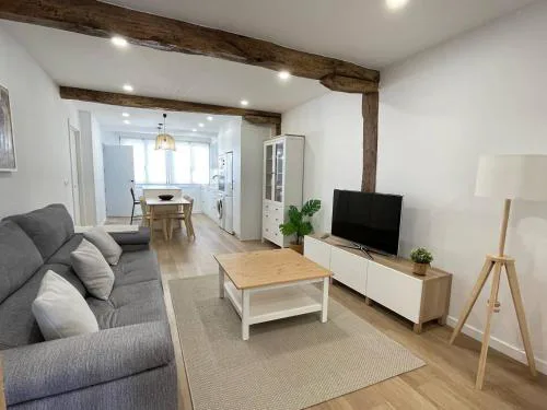 Bidebarrieta Etxea , apartamento recién reformado.