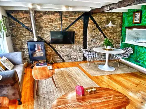 Moderno Dúplex para 3 en Centro de Bermeo con Wifi