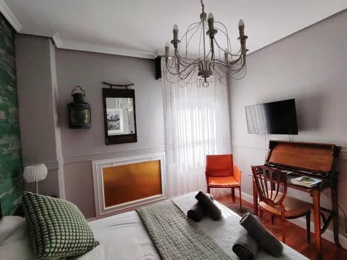 Diego's Vintage Apartment