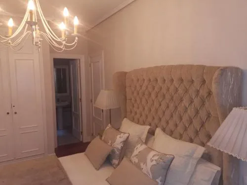 Habitación con baño privado en Bilbao