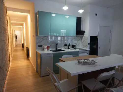 MBE Centro Bilbao cerca San Mames