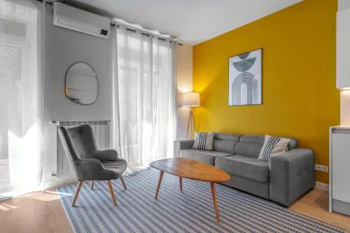 ARRASATE SUITE by Sweet Home SS Rentals