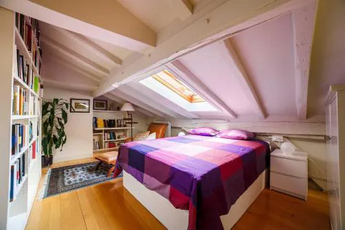 Elkano Room