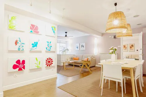 Heart of San Sebastian⎮Walk Score 99⎮3 Baths