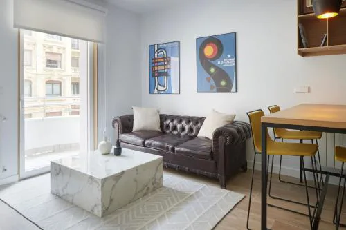 Jazzaldi Suite by FeelFree Rentals