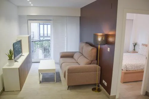 Modern & spacious apartment near La Concha Bay