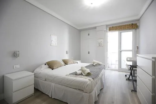 Precioso Piso Céntrico Con Aparcamiento Gratuito