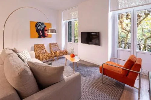 Simone by San Sebastian Stays