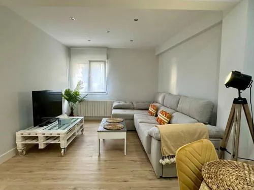 Apartamentos 2K - Apartamento en el centro de Castro Urdiales reformado