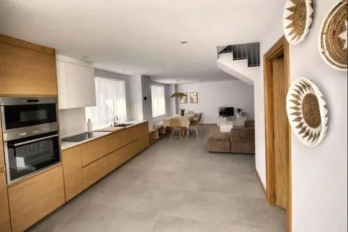 Casa de Piedra con Encanto l Patio Privado l Playa a 2 minutos