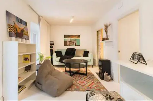 CENTRAL MONKEY APARTMENT - Grupo RH Santander