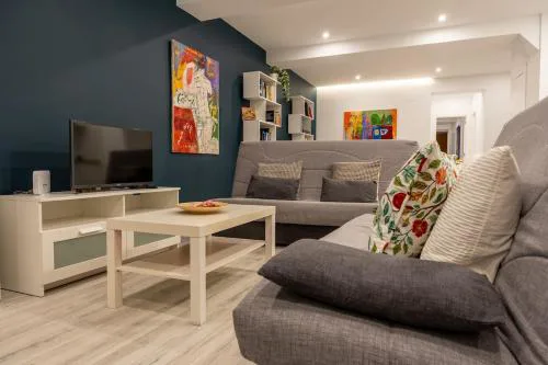 Centrally located, spacious and full of light