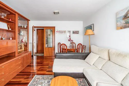 Piso con Piscina
