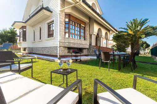 Chalet con Jardín junto a la Playa de Berria