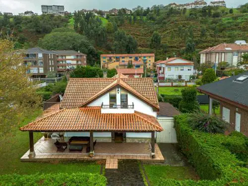 Amplia y cómoda casa en playa Ribera