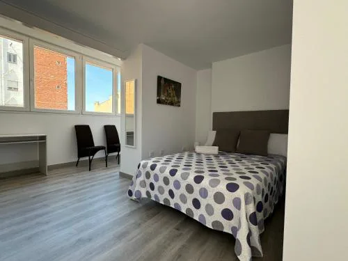 Estudio con terraza y vistas en el centro