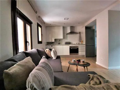 Apartamento Ilarcuris con patio privado