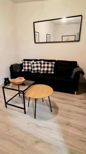 Patio Cadenas Apartments