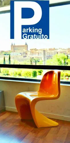 TOLETUM low cost LOFTS diáfanos o 2dormitorios PARKING Municipal Gratis al aire libre a 100m