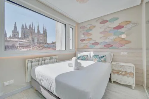 Burgos Rooms Catedral by Clabao