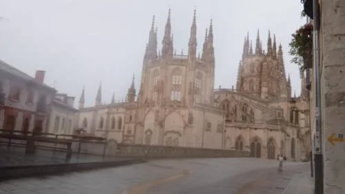 Disfruta junto la catedral con aparcamiento