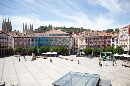 Increíble piso en la plaza Mayor, con garaje