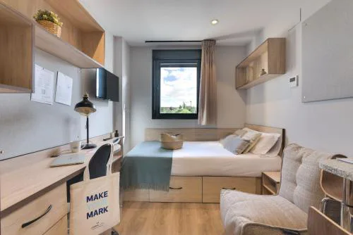 Livensa Living Salamanca Albergue Juvenil
