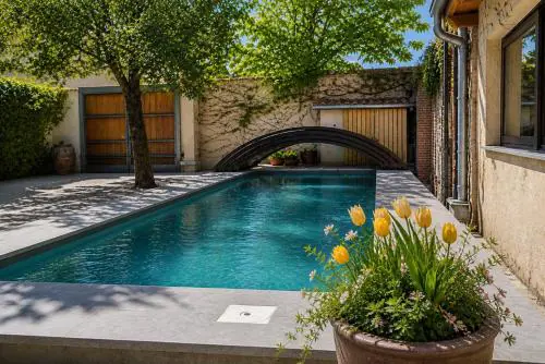 Casa rural en Segovia Piscina cubierta Viento de Ladera