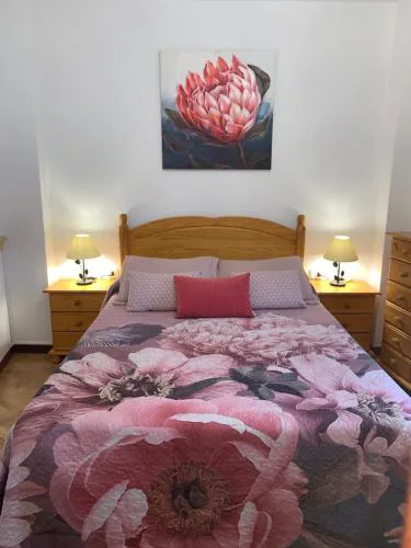 Junto a la Catedral, con parking privado gratis
