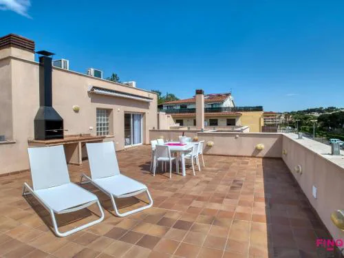 Dúplex en el centro de S'agaró con terraza y parking - ES-298-55