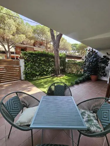 El PI Apartamento con jardín a 2 minutos playa y 2 minutos centro